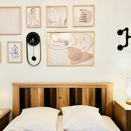 Apartment Capitale - Entier Avec Jardin