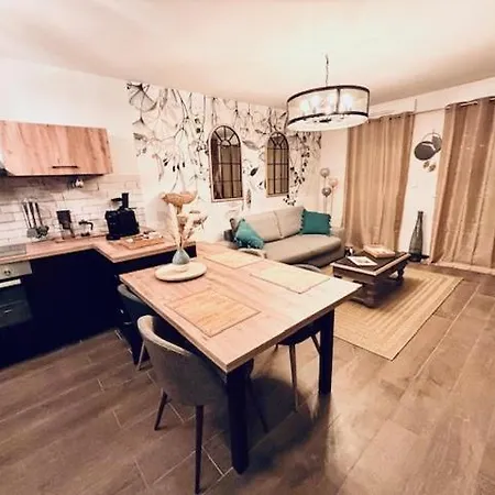 Capitale - Entier Avec Jardin Apartment